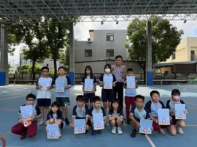 榮獲113學年度第二學期臺中市政府教育局鼓勵推動學生游泳教學與自救能力四級(25公尺)檢測認證合格授證證書
